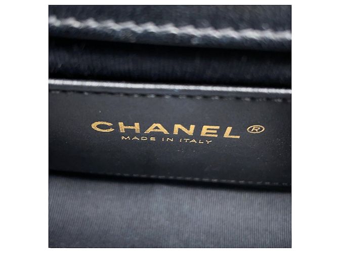 Borsa a Spalla Chanel Matelassé Mini Flap Nero - vista 12