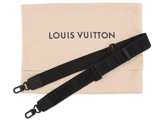 Borsa a tracolla in pelle granulata nera Louis Vuitton Nero - vista 16