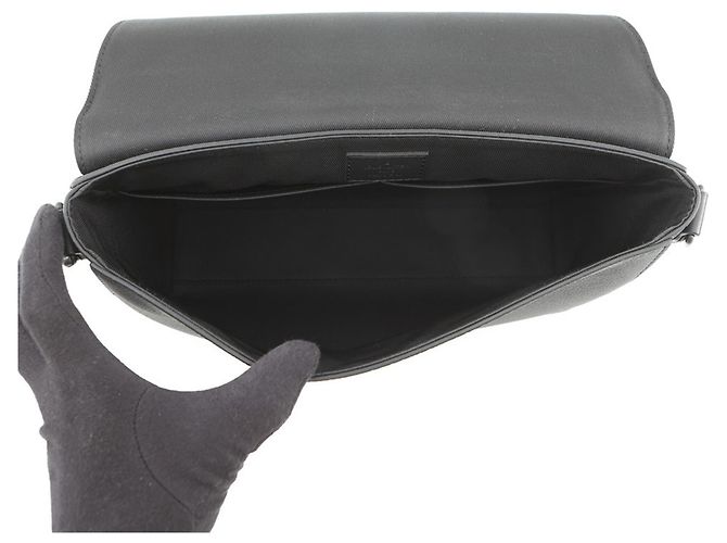 Borsa a tracolla in pelle granulata nera Louis Vuitton Nero - vista 5