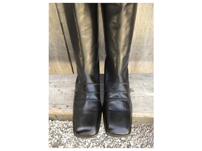 Bally Casland hohe Stiefel aus schwarzem Leder - Ansicht 3