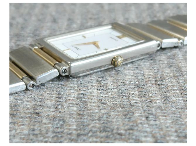 Relógio Seiko Arc Quartz Retangular Ref. 7320-6360 Prata Dourado - vista 6