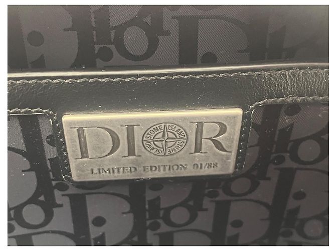 Dior x Stone Island Borsa a Tracolla Rotonda Edizione Limitata Nero - vista 8