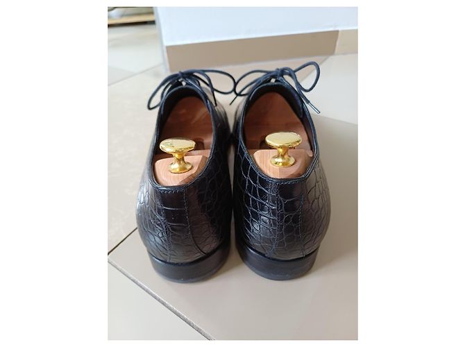 Prada Chaussures Richelieu en cuir noir embossé crocodile - vue 3