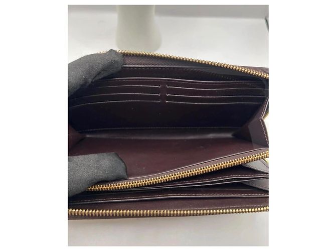Louis Vuitton Zippy Wallet Monogram Vernis Amarante Burdeos - vista 13