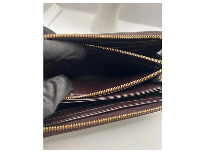 Louis Vuitton Zippy Wallet Monogram Vernis Amarante Burdeos - vista 14