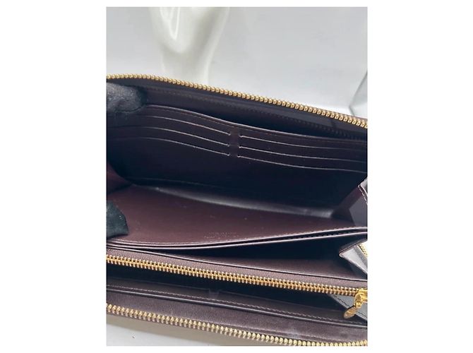 Louis Vuitton Zippy Wallet Monogram Vernis Amarante Burdeos - vista 6
