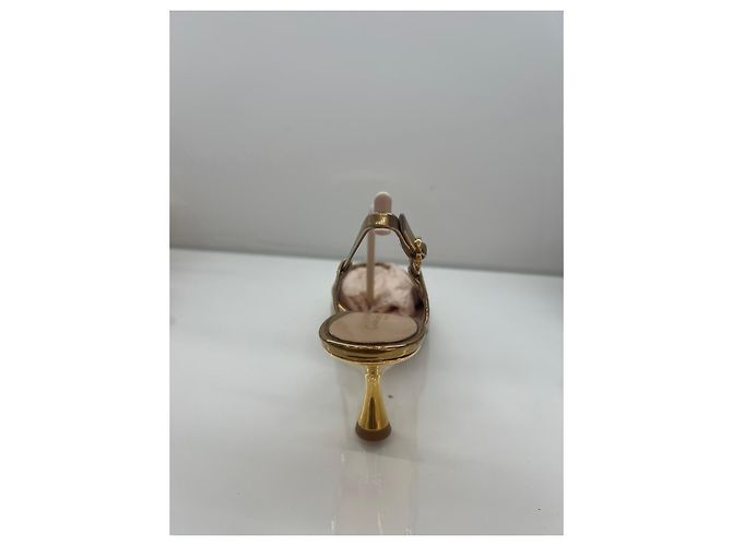 Gianvito Rossi Décolleté Slingback Dorate in Pelle D'oro - vista 2