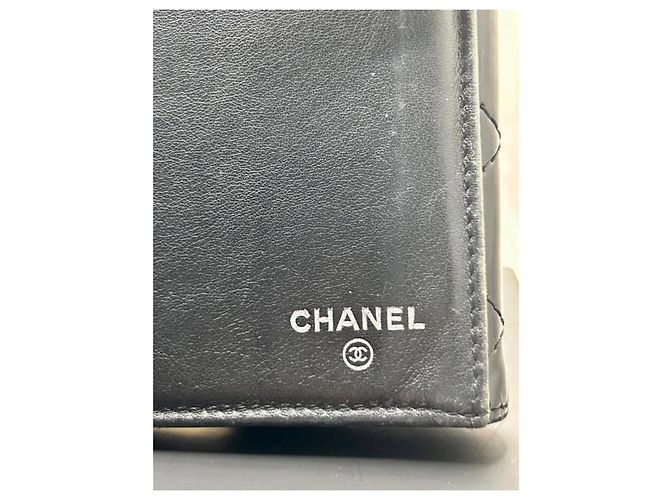 Timeless Cartera Chanel Classic Long Flap Cuero Charol Negro - vista 4