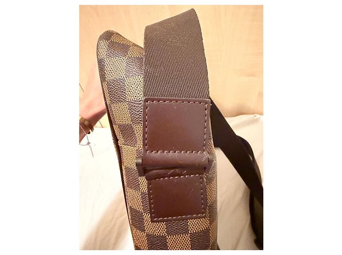 Louis Vuitton Borsa a Tracolla Damier Ebene Marrone - vista 8