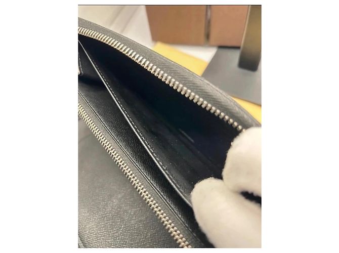Louis Vuitton Cartera Companion Damier Graphite Negro - vista 11