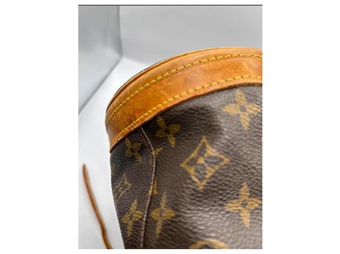 Louis Vuitton Borsa Bucket PM Monogram Marrone Monogramma - vista 18