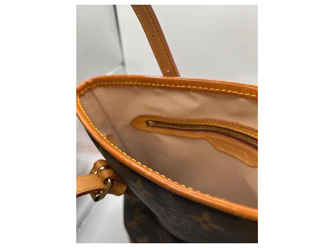 Louis Vuitton Borsa Bucket PM Monogram Marrone Monogramma - vista 9
