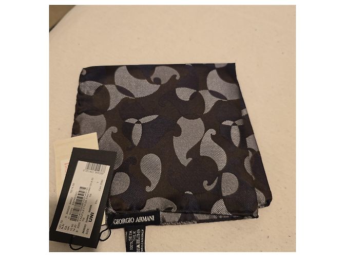 Giorgio Armani Fazzoletto da Taschino in Seta Paisley Marrone e Grigio - vista 4