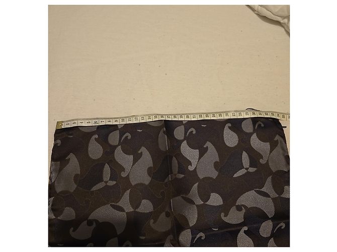 Giorgio Armani Fazzoletto da Taschino in Seta Paisley Marrone e Grigio - vista 6