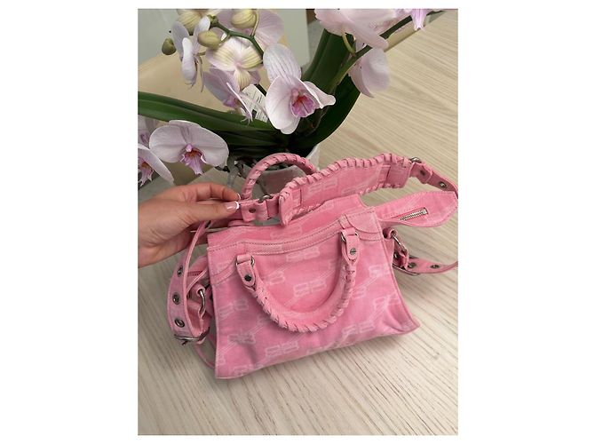 Le Cagole Balenciaga Neo Cagole XS Borsa in Denim Rosa - vista 10