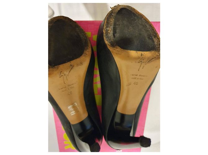 Giuseppe Zanotti Décolleté aperte in pelle nera Nero - vista 5
