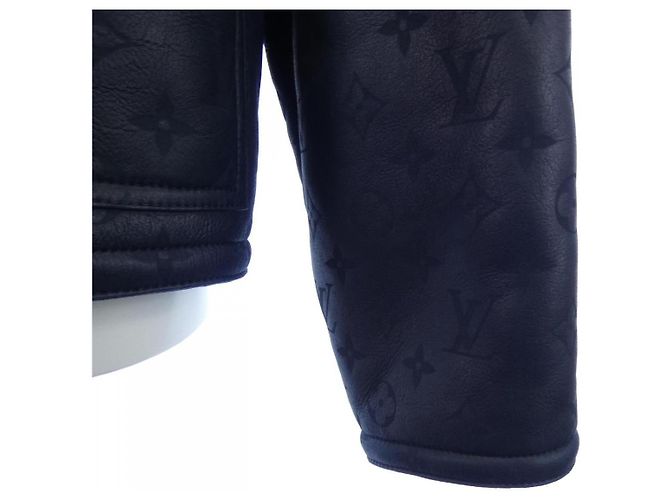 Giacca in shearling Louis Vuitton LVSE Monogram Nero Blu navy - vista 6
