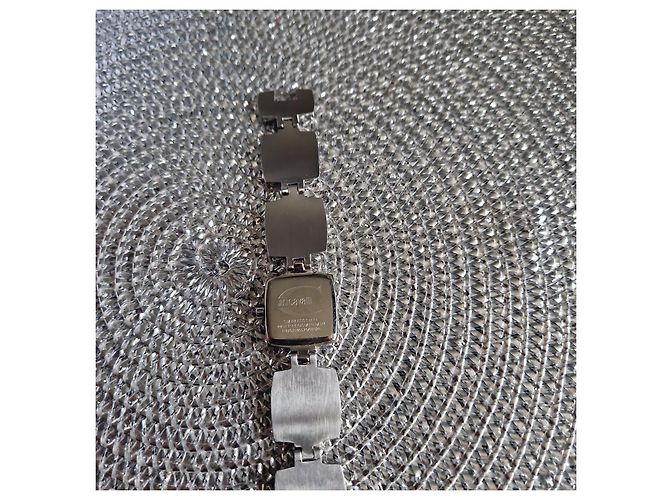 Just Cavalli Juicy Couture silberfarbene Metalluhr mit rosa quadratischen Gliedern - Ansicht 5
