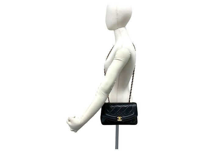 CHANEL Diana Coco Mark Borsa a tracolla in agnello con catena Nero - vista 2