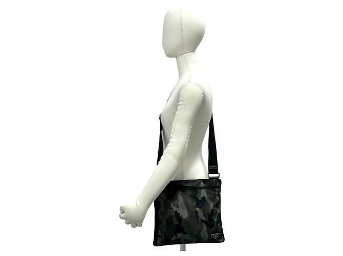 Saffiano Bolsa de ombro Prada preta e cáqui Preto Caqui - vista 2
