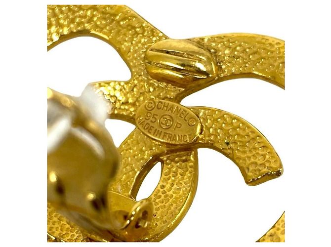 Orecchini a clip Chanel Vintage Coco Mark Motif Cuore D'oro - vista 3