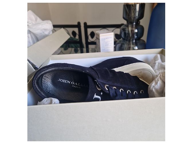 John Galliano Sneakers Basse in Scamosciato Blu Navy - vista 8