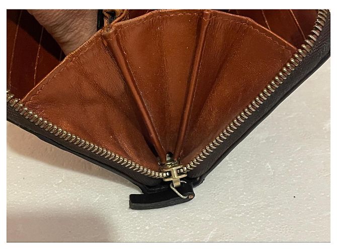 Gucci Monogram Canvas Zip-Around Wallet with Bow - Black - view 13