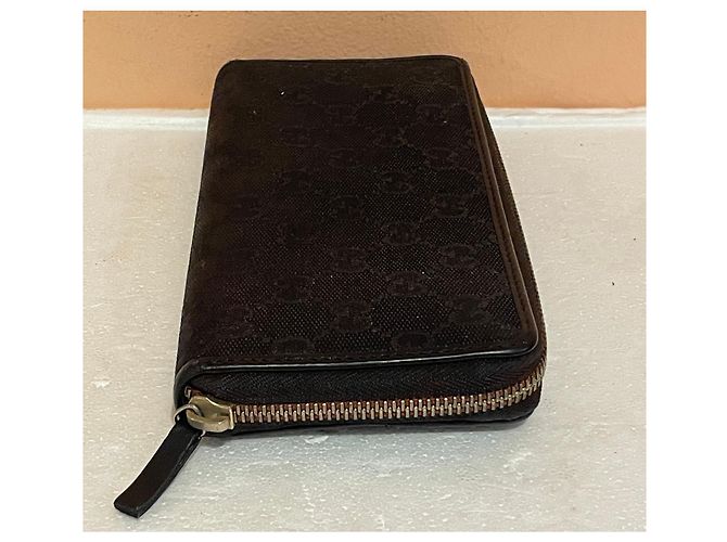 Gucci Monogram Canvas Zip-Around Wallet with Bow - Black - view 6