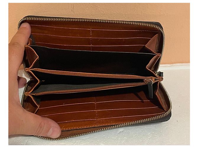 Gucci Monogram Canvas Zip-Around Wallet with Bow - Black - view 8
