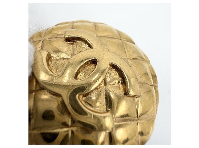 Timeless Orecchini Chanel Matelassé Vintage Gold Clip D'oro - vista 7