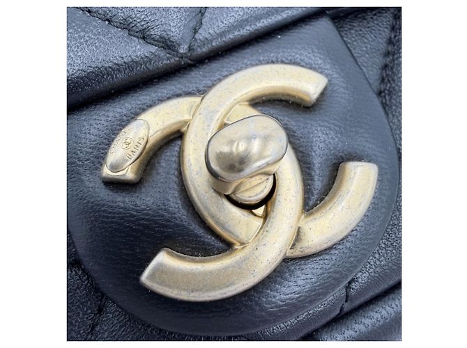Sac à bandoulière matelassé pour femme Chanel Noir - vue 10