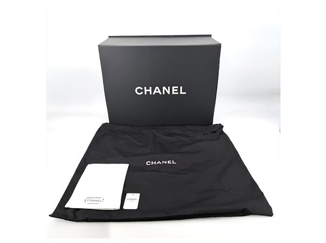 Borsa Tote Chanel Deauville MM Blu Blu navy - vista 10