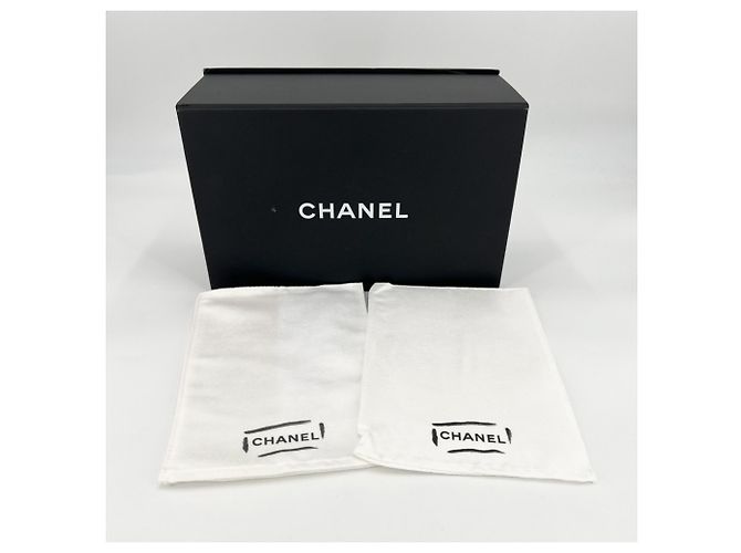 Borsa a tracolla mini matelassé da donna Chanel Blu - vista 12