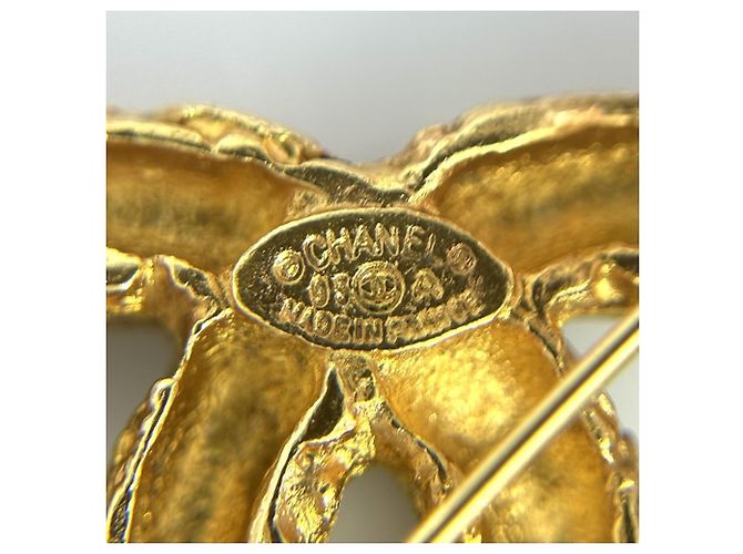 Spilla Chanel placcata oro D'oro - vista 4