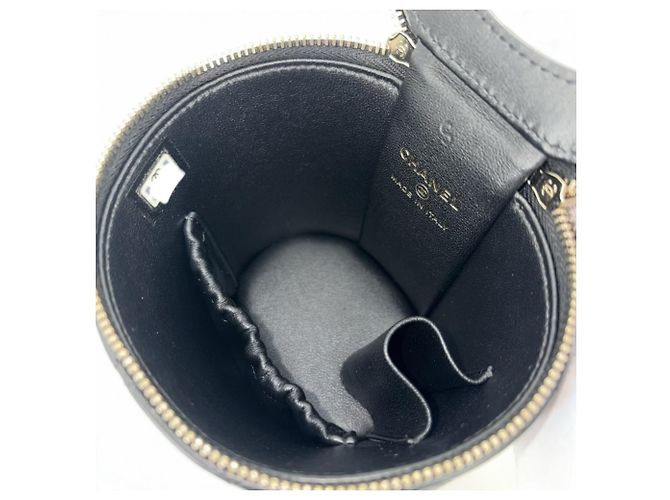 Borsa a Spalla Chanel Matelassé Mini Vanity Pouch Nero - vista 4