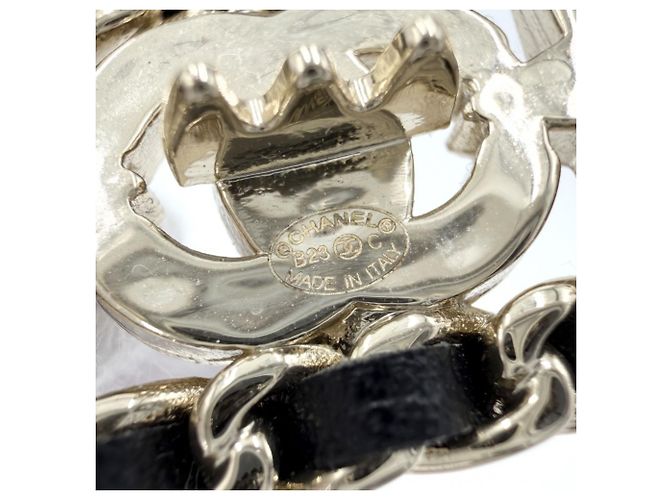 Barrette in pelle placcata oro Chanel Nero D'oro - vista 4