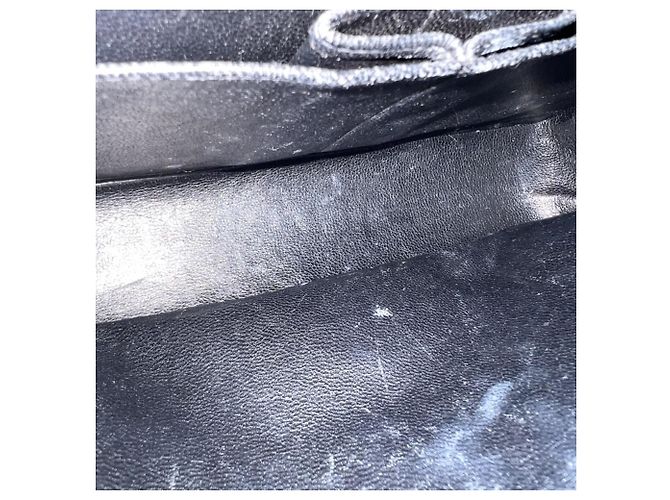 Borsa a tracolla Chanel Matelassé 23 Nero - vista 4