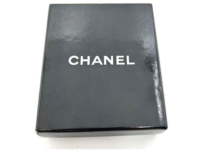 Collana con pendente Chanel Vintage Gold D'oro - vista 7