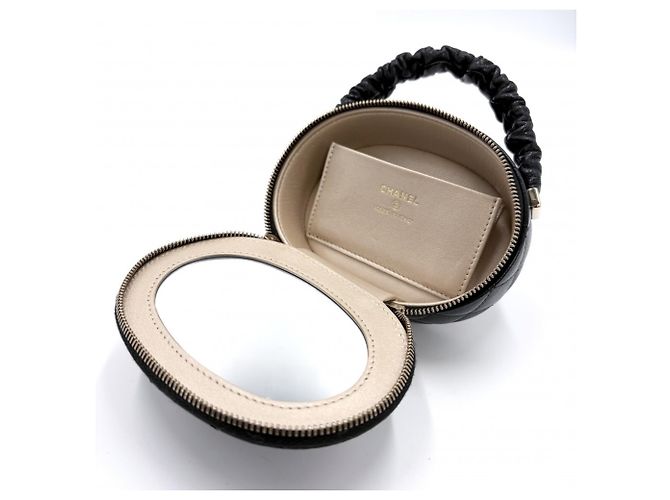 Borsa Chanel Matelassé Mini Vanity Nero - vista 4