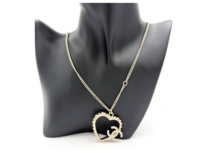 Collana con pendente a cuore placcato oro Chanel D'oro - vista 3