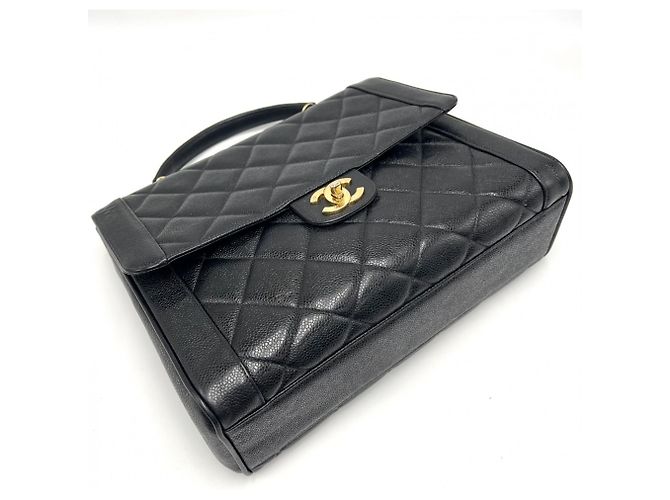 Borsa Chanel Matelassé nera in pelle di vitello granulata oro Nero - vista 3