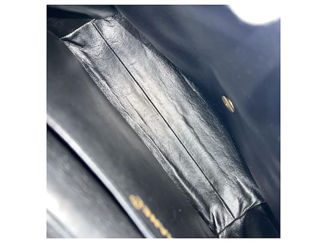 Borsa Chanel Matelassé nera in pelle di vitello granulata oro Nero - vista 4