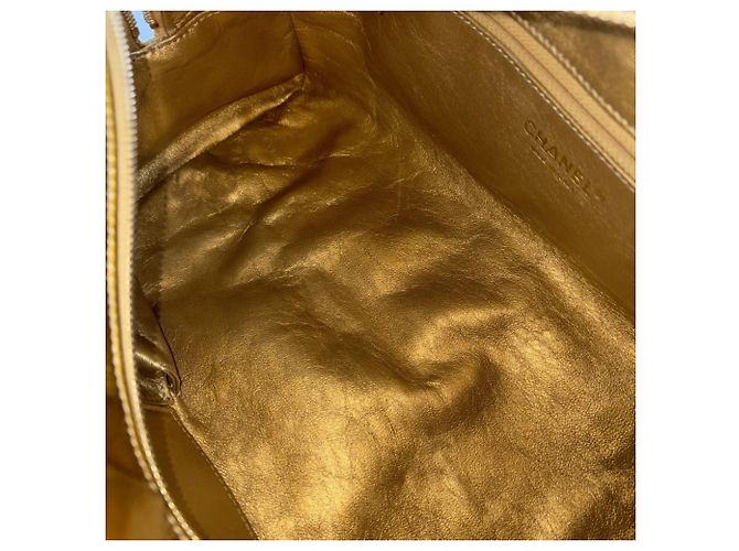 Borsa Boston in smalto dorato da donna Chanel D'oro - vista 4