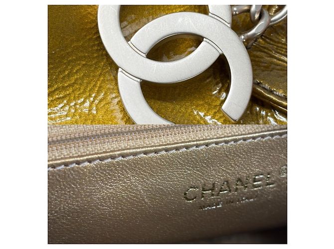 Borsa Boston in smalto dorato da donna Chanel D'oro - vista 9