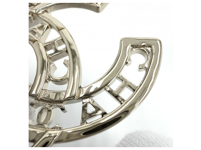 Spilla in argento Chanel con perla finta e strass - vista 5
