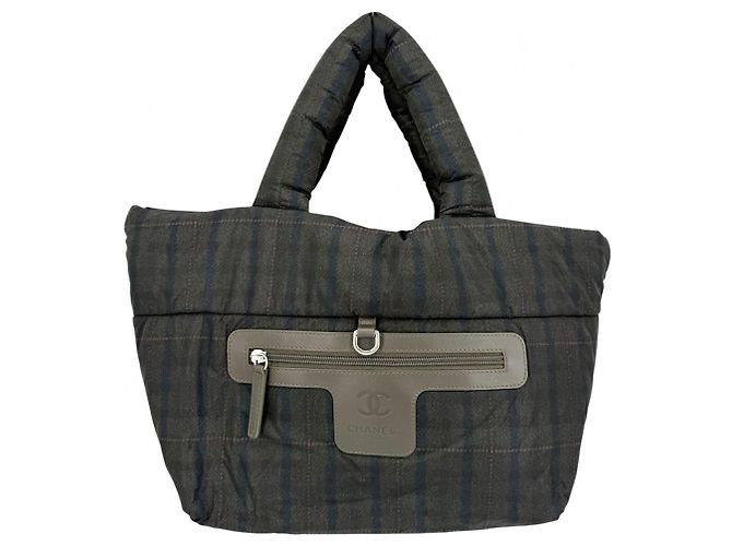 Borsa tote reversibile Coco Cocoon di Chanel Verde Cachi - vista 3