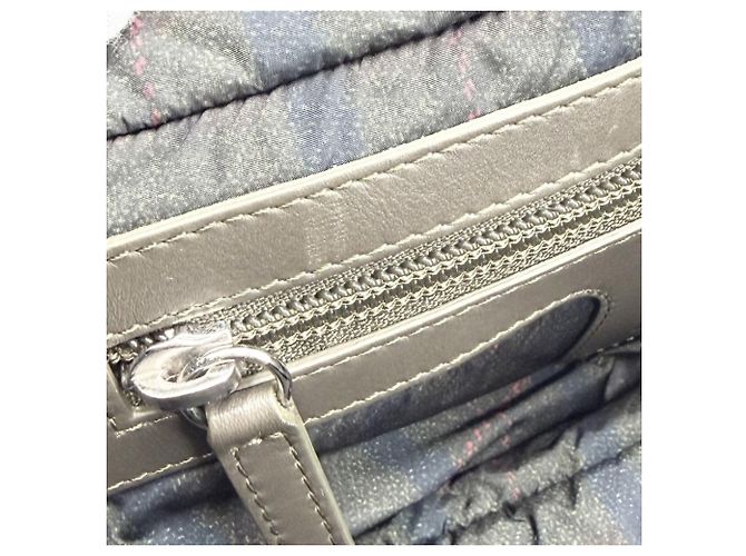 Borsa tote reversibile Coco Cocoon di Chanel Verde Cachi - vista 9