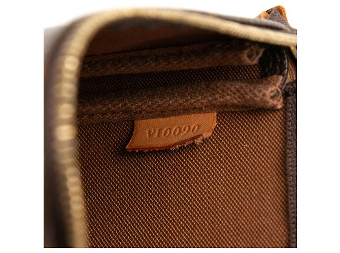 Louis Vuitton Pochette Accessoires Monogram Marrone - vista 6