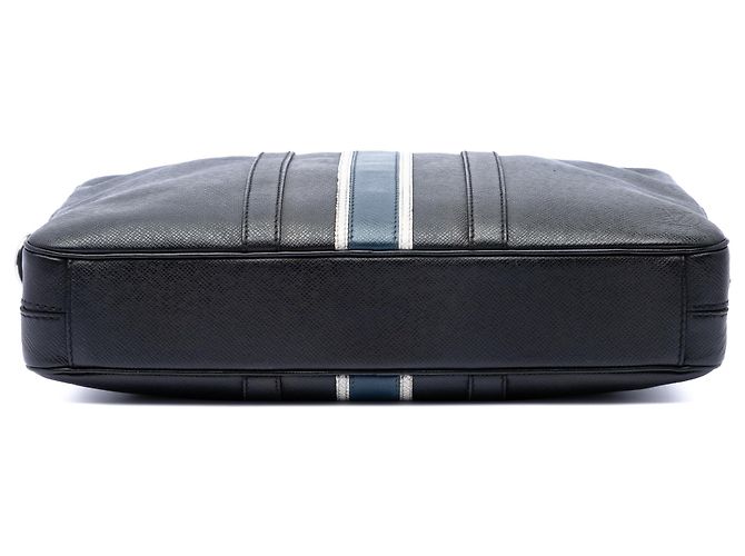 Louis Vuitton Porte Documents Voyage PM in Taiga nero a righe - vista 3
