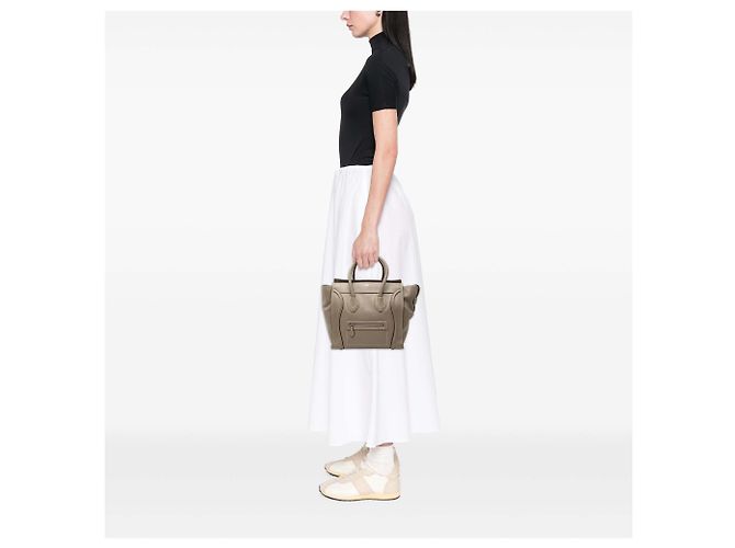 Céline Borsa Tote Mini Luggage in pelle di vitello marrone Celine Taupe - vista 6